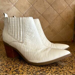 Marc Fisher Bootie - Embossed White Crocodile 9.5